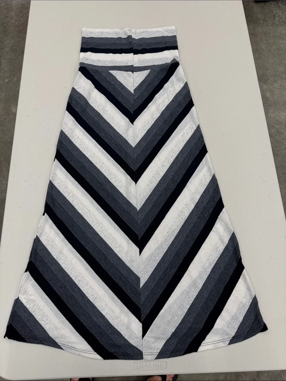 High-Waist Chevron Maxi Skirt in Black, Gray & White